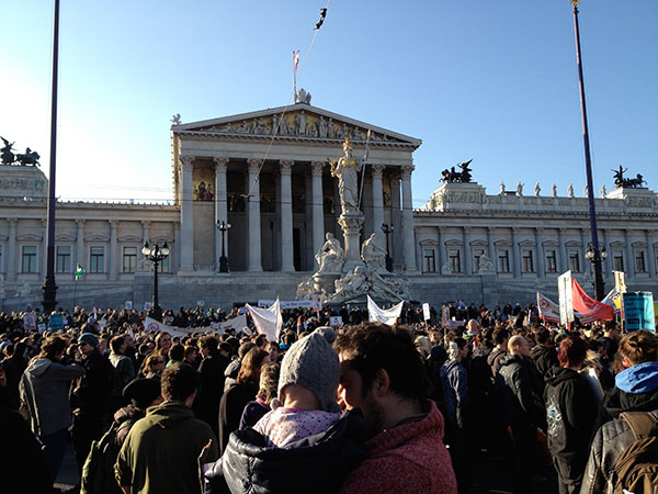 Anti ACTA Demo, 25. Februar 2012, vor dem Parlament, Wien